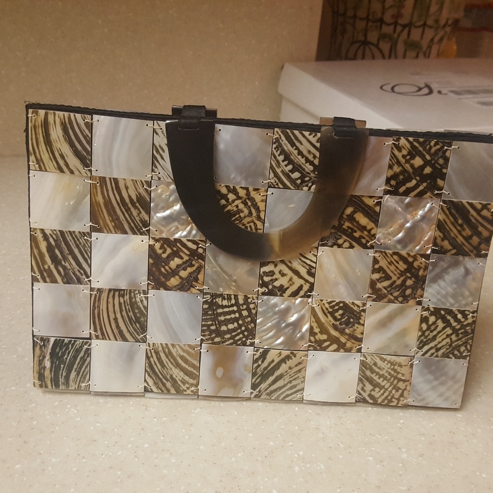 Purse - Picture 2 of 4